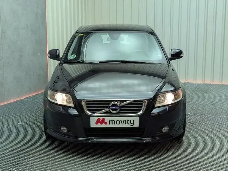 Usado Volvo V50 Summum 115 CV (84 kW) 2011 Negro Familiar