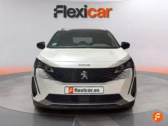 Usado Peugeot 5008 Active 130 CV (95 kW) 2021 Blanco SUV