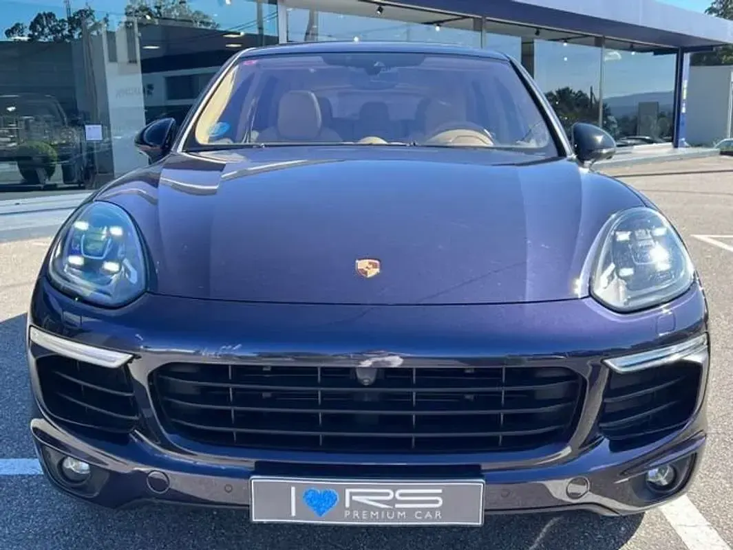 Usado Porsche Cayenne S E-Hybrid 416 CV (305 kW) 2017 Azul SUV