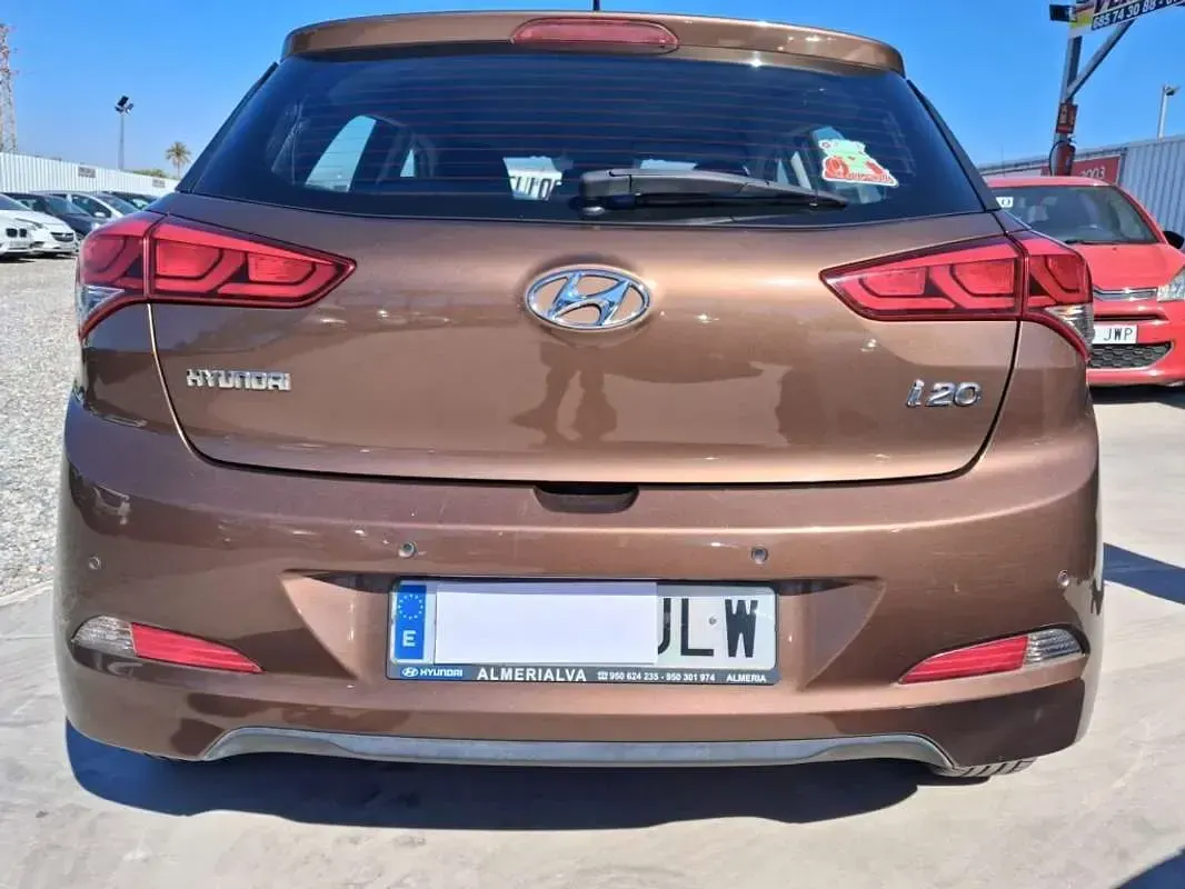 Usado Hyundai i20 84 CV (61 kW) 2016 Utilitario