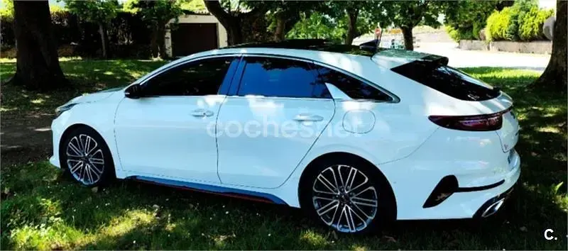 Käytetty Kia ProCeed GT 204 HP (150 kW) 2019 Valkoinen Farmari