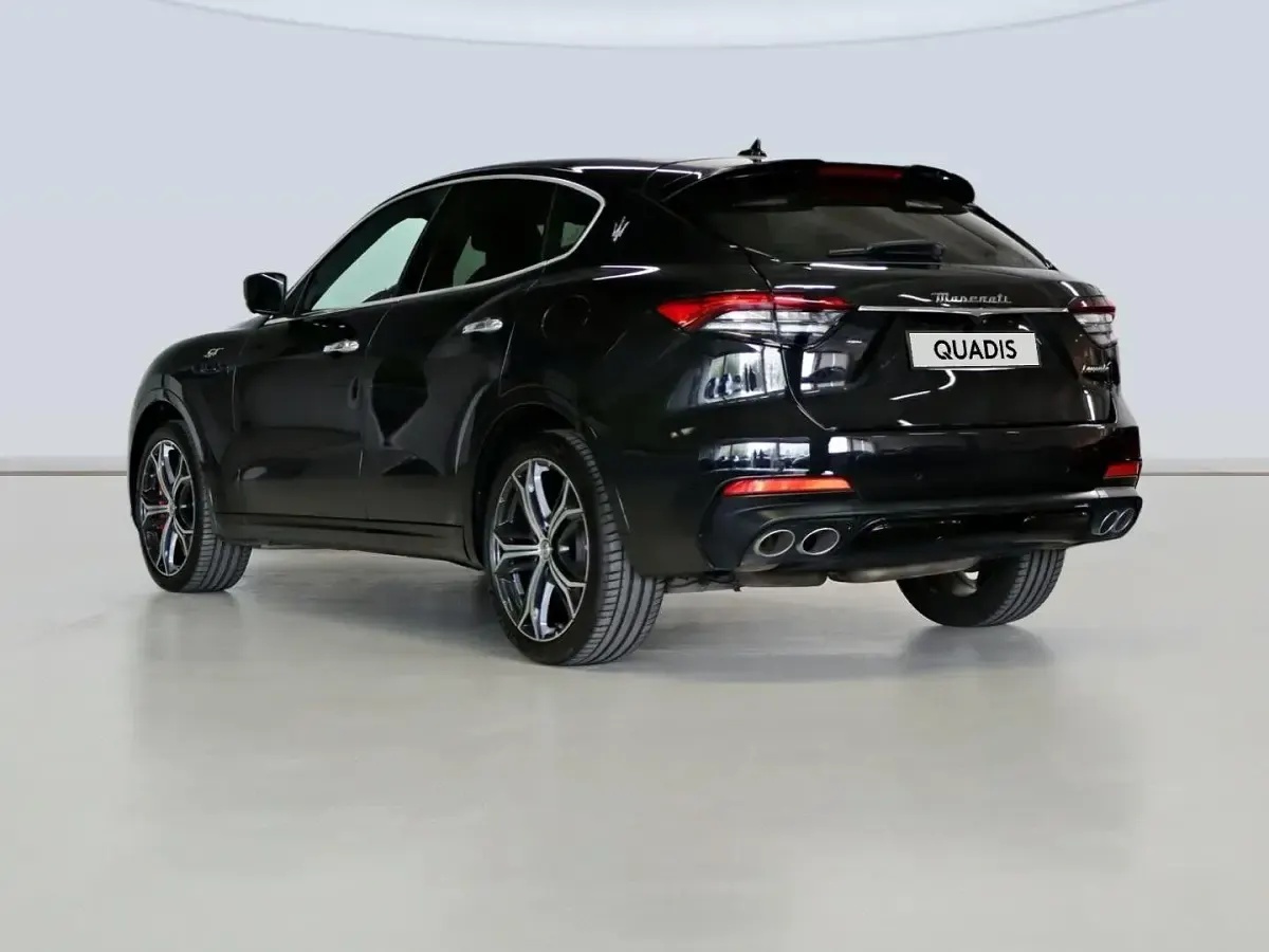 Usado Maserati Levante GT 330 CV (242 kW) 2022 Blanco SUV