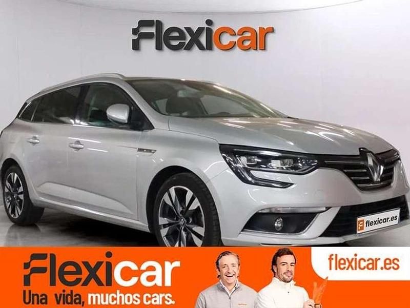 Usado Renault Mégane GrandTour Zen 116 CV (85 kW) 2021 Gris Familiar