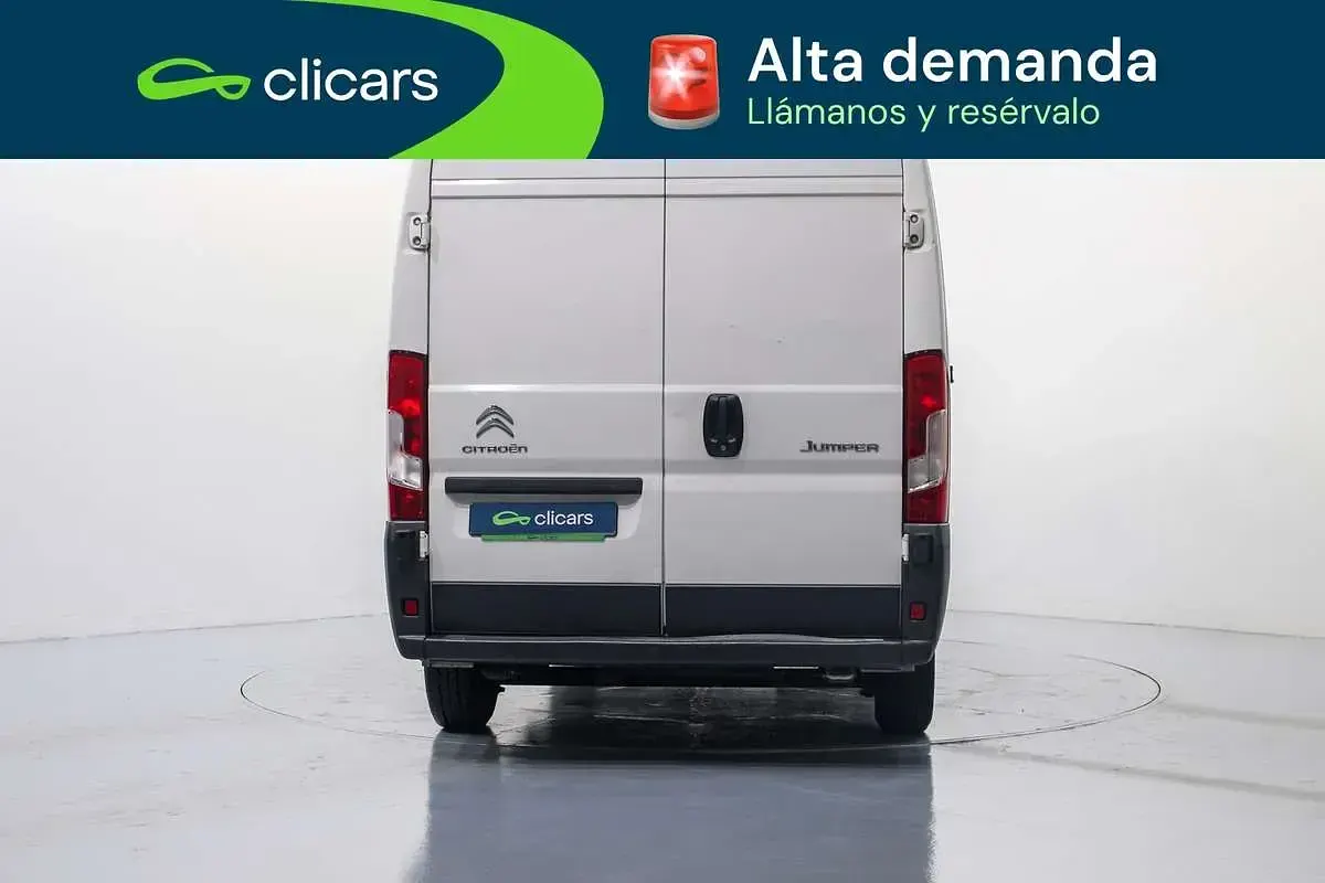 Usado Citroën Jumper 131 CV (96 kW) 2015 Blanco Monovolumen