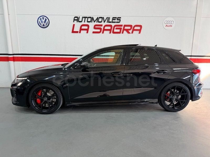 Usado Audi RS3 400 CV (294 kW) 2022 Negro Berlina