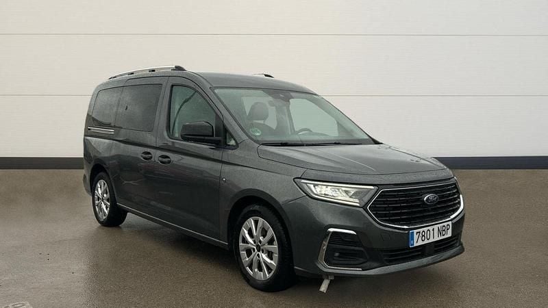 Gris Usado 2025 Ford Tourneo Connect Titanium Monovolumen | 33.990 € (Caro) - Imagen 1/4