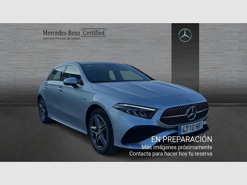 Usado Mercedes A250 218 CV (160 kW) 2025 Otro Berlina