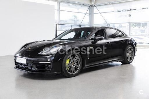 Usado Porsche Panamera 4 Platinum Edition 462 CV (339 kW) 2023 Gris / plata Berlina