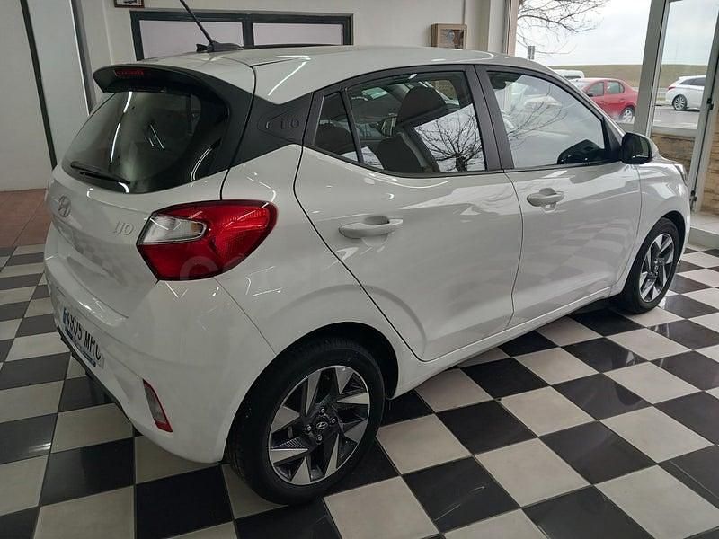 Usado Hyundai i10 67 CV (49 kW) 2024 Blanco Utilitario