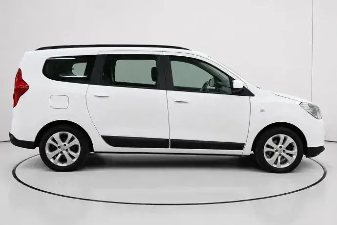 Usado Dacia Lodgy Lauréate 115 CV (84 kW) 2015 Monovolumen