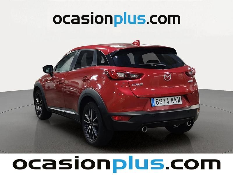 Käytetty Mazda CX-3 Luxury 105 HP (77 kW) 2018 Punainen Katumaasturi