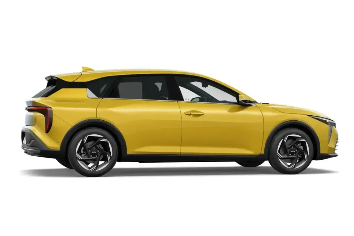 Nuevo Kia K4 115 CV (84 kW) 2026 Amarillo Berlina