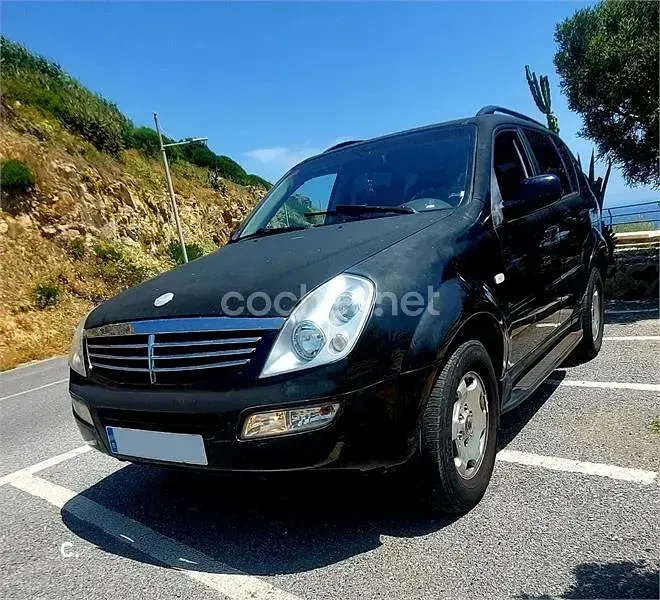Usado SsangYong Rexton 165 CV (121 kW) 2005 Negro SUV