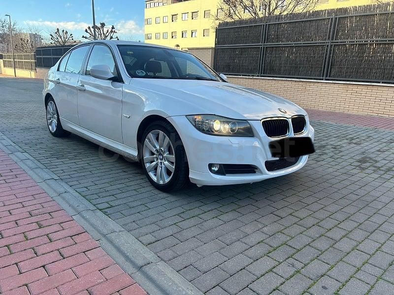 Käytetty BMW 320 Efficient Dynamics 163 HP (119 kW) 2011 Valkoinen Sedan