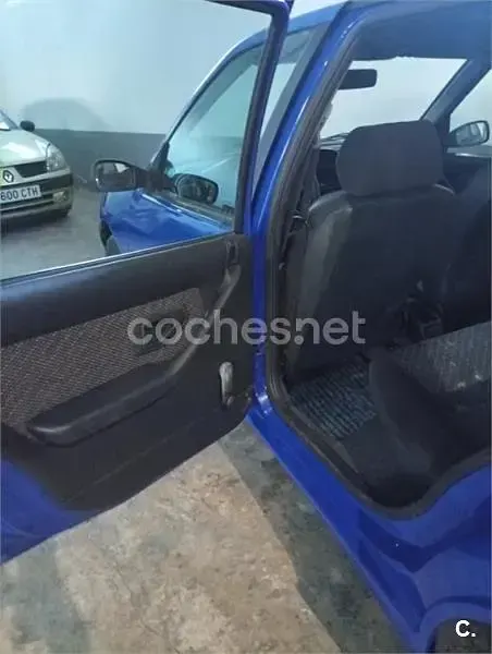 Usado Peugeot 306 71 CV (52 kW) 1996 Azul Berlina