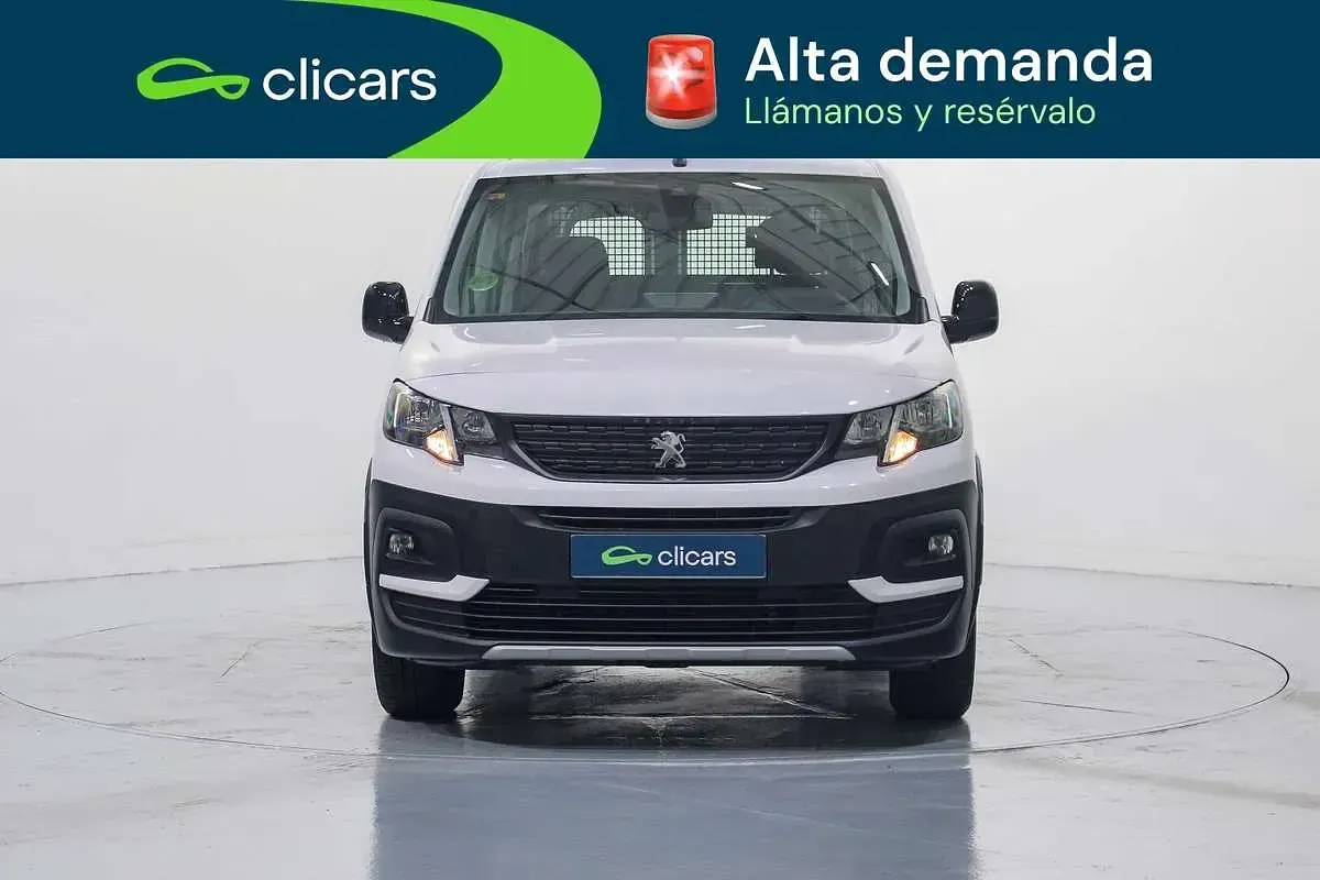 Usado Peugeot Rifter Business-Line 102 CV (75 kW) 2023 Blanco Monovolumen