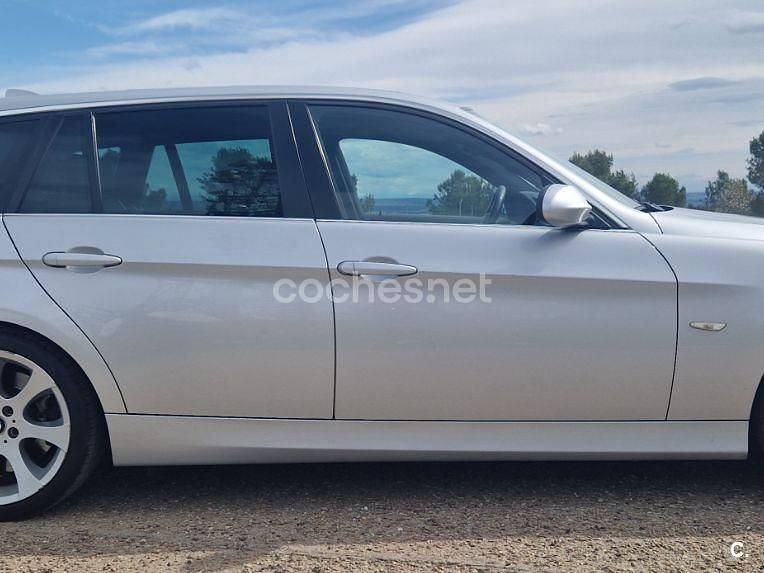 Usado BMW 330 245 CV (180 kW) 2008 Gris / plata Familiar
