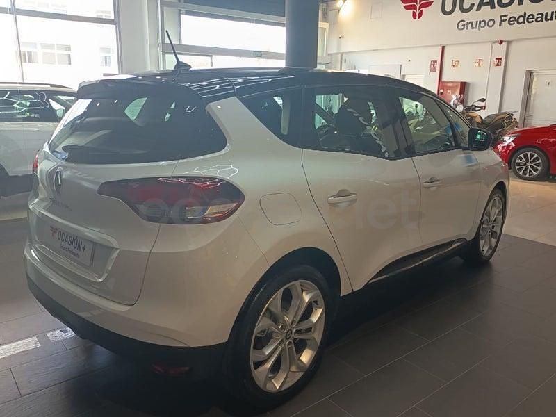 Usado Renault Scénic IV Zen 130 CV (95 kW) 2017 Blanco Monovolumen