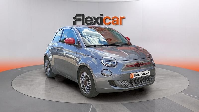 Używany Fiat 500e Red 69 kW (95 KM) 2023 Sedan/Limuzyna