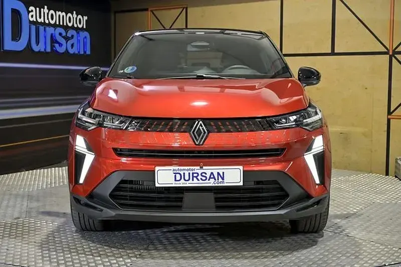 Usado Renault Captur Techno 140 CV (102 kW) 2024 Rojo SUV
