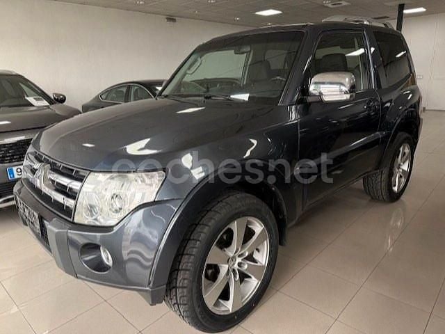 Negro Usado 2007 Mitsubishi Montero Intense SUV | 19.990 € (Caro) - Imagen 1/4