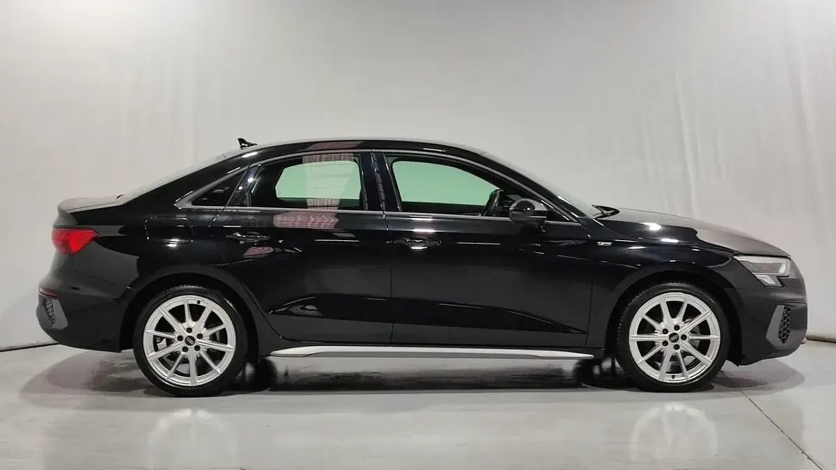 Usado Audi A3 S-Line 150 CV (110 kW) 2024 Negro Berlina