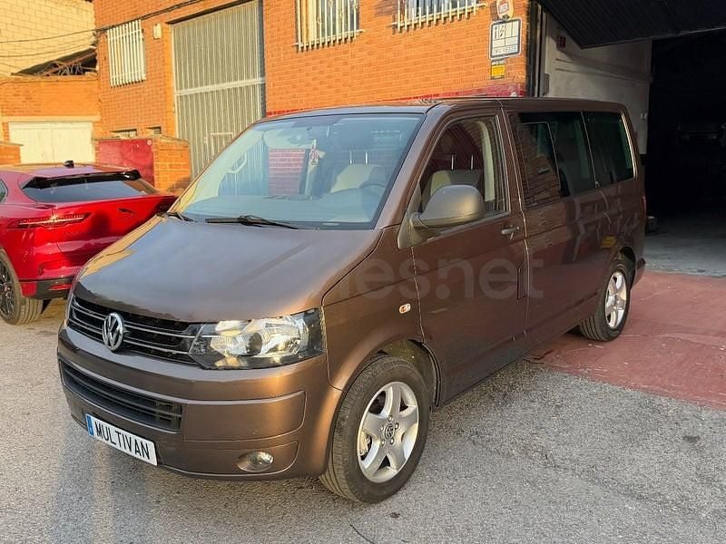 Usado VW Multivan Comfortline 140 CV (102 kW) 2010 Marrón Van