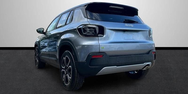 Nuevo Jeep Avenger Summit 101 CV (74 kW) 2025 Gris SUV