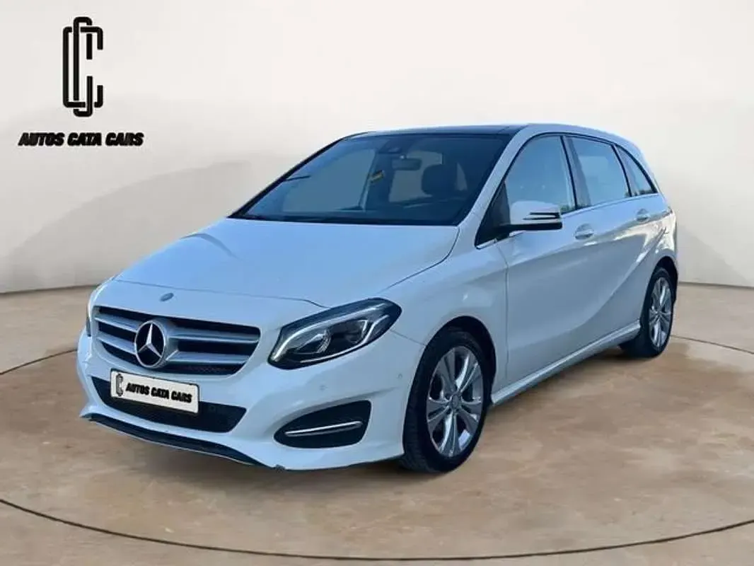 Usado Mercedes B180 109 CV (80 kW) 2015 Blanco Utilitario