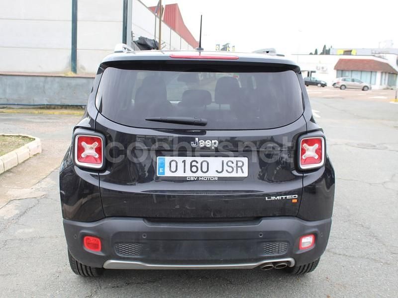 Usado Jeep Renegade Limited 120 CV (88 kW) 2016 Negro SUV
