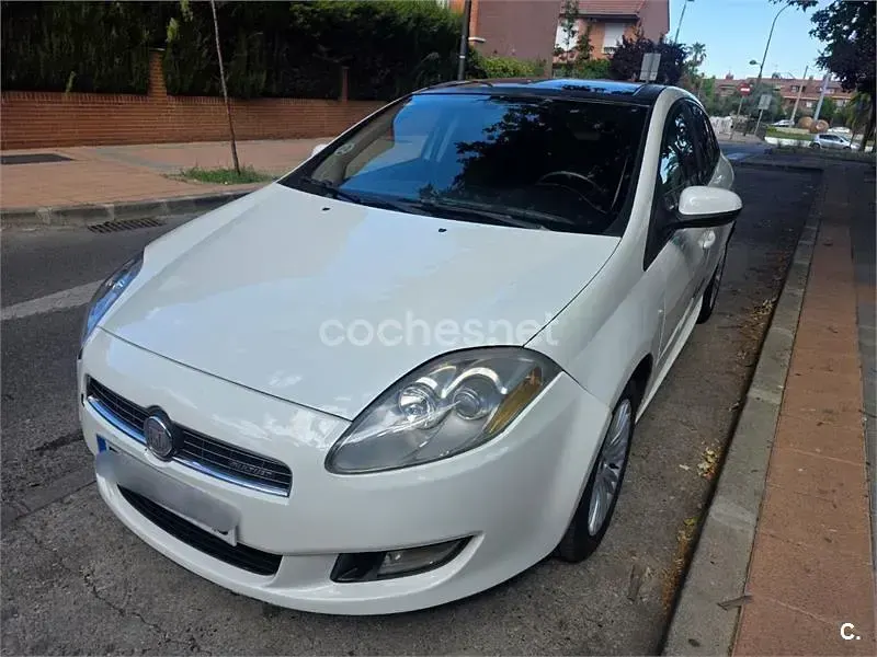 Usado Fiat Bravo Dynamic 105 CV (77 kW) 2009 Blanco Utilitario