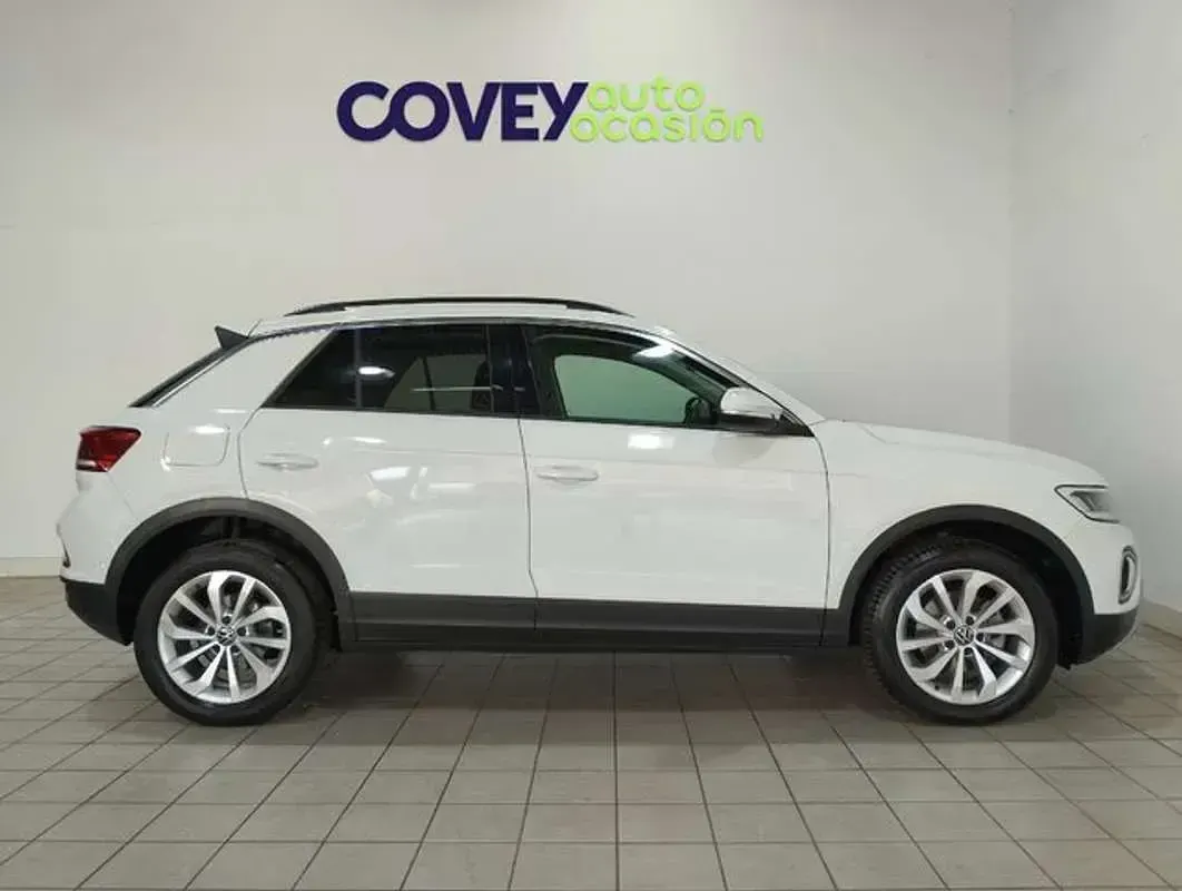 Usado VW T-Roc Life 116 CV (85 kW) 2023 Blanco SUV