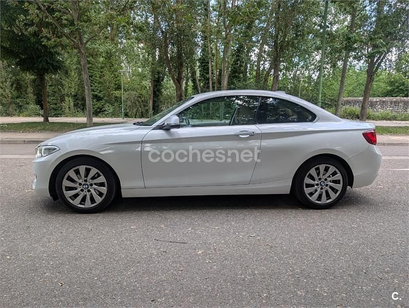 Blanco Usado 2014 BMW 220 Coupe | 22.000 € (Un poco caro) - Imagen 1/4