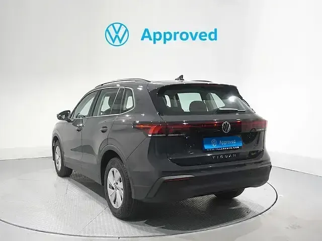 Begagnad VW Tiguan 150 HK (110 kW) 2025 Grå SUV