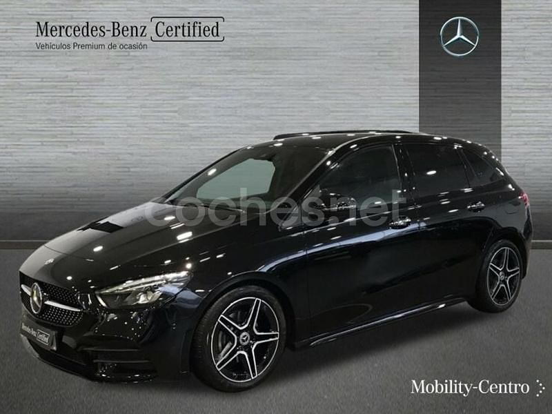 Negro noche Usado 2023 Mercedes B200 Monovolumen | 30.900 € (Precio justo) - Imagen 1/4