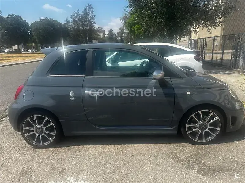 Usado Abarth 595 Turismo 165 CV (121 kW) 2019 Gris / plata Berlina