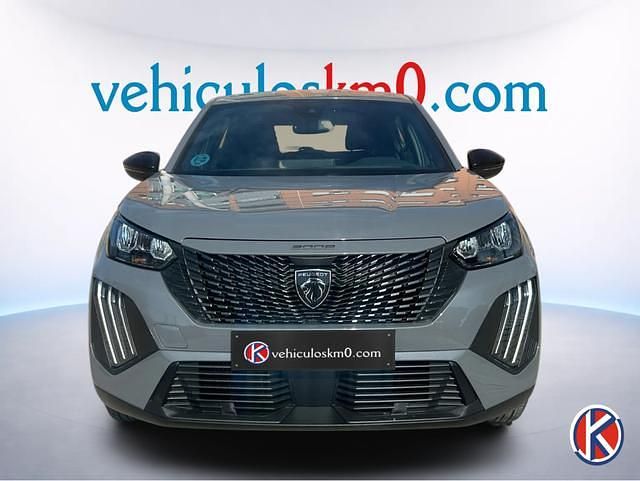 Usado Peugeot 2008 Active 100 CV (73 kW) 2023 Gris SUV