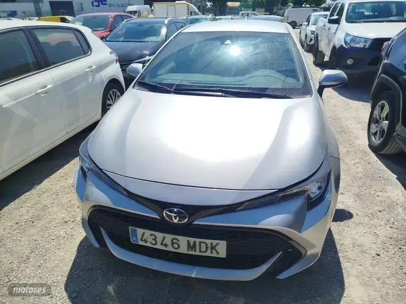 Usado Toyota Corolla Active 122 CV (89 kW) 2023 Gris