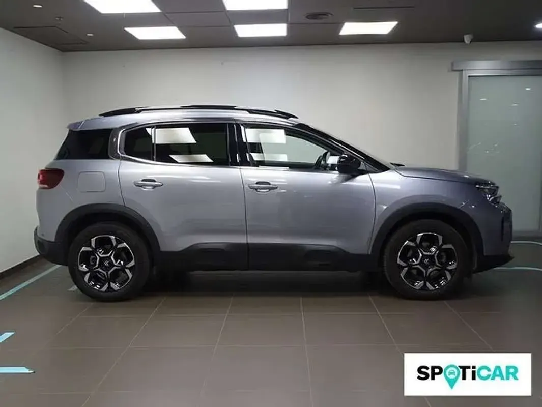 Käytetty Citroën C5 Aircross PureTech 131 HP (96 kW) 2024 Harmaa Katumaasturi