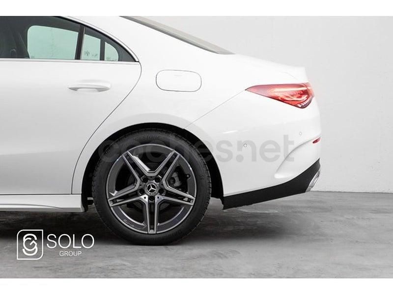 Usado Mercedes CLA180 136 CV (100 kW) 2023 Blanco Berlina