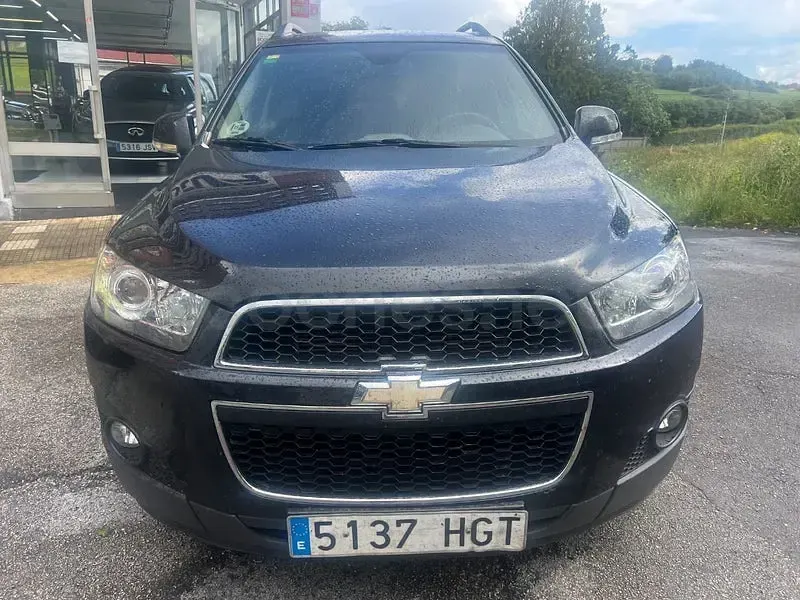 Usado Chevrolet Captiva LT 163 CV (119 kW) 2012 Negro SUV