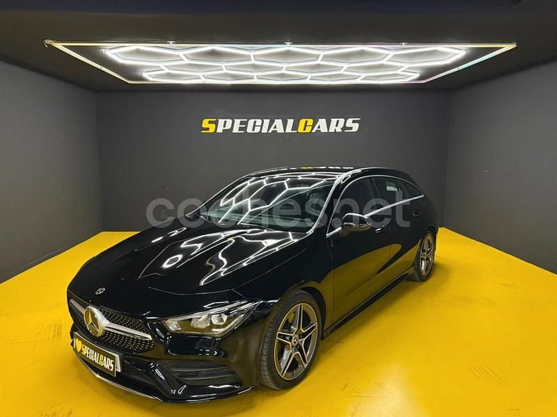 Negro Usado 2021 Mercedes CLA220 Shooting Brake Familiar | 31.990 € (Precio justo) - Imagen 1/4