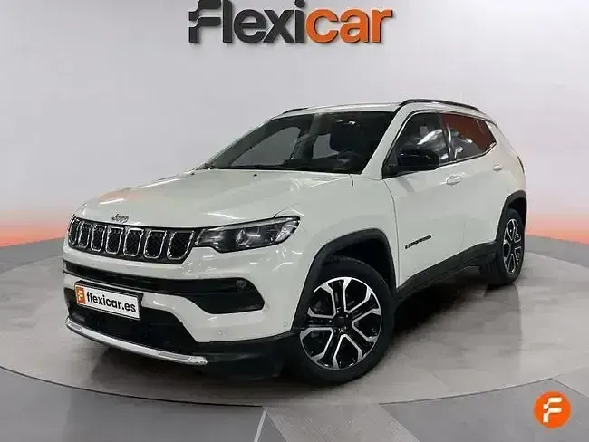 Usado Jeep Compass Longitude 130 CV (95 kW) 2022 Blanco SUV