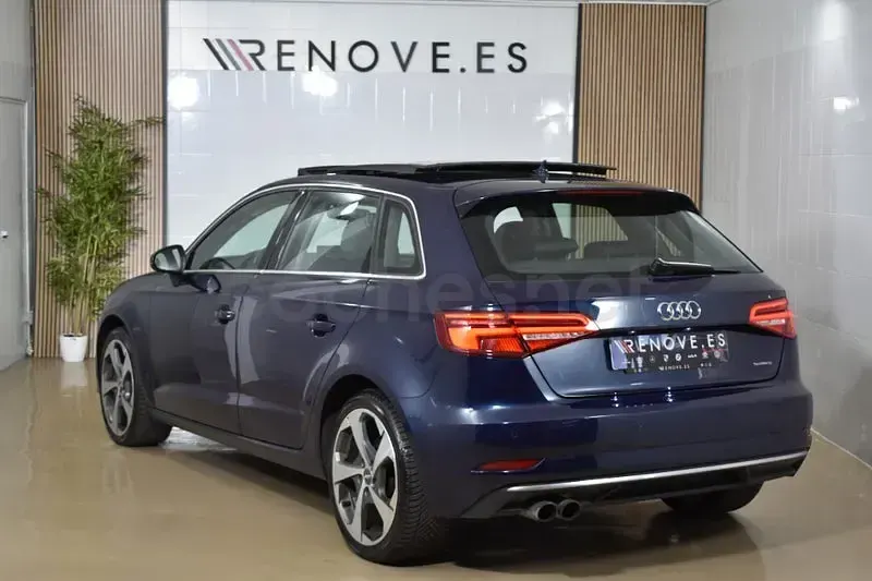Usado Audi A3 Design 190 CV (139 kW) 2017 Azul Berlina