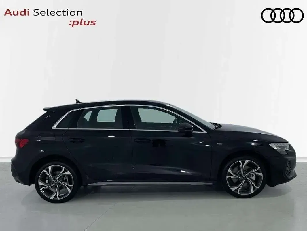 Usado Audi A3 Sportback e-tron S-Line 204 CV (150 kW) 2025 Negro Utilitario