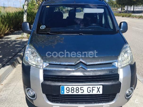 Gris / plata Usado 2009 Citroën Berlingo XTR Monovolumen | 6400 € (Precio justo) - Imagen 1/4