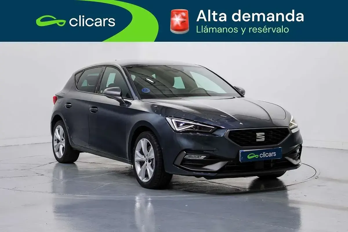 Usado Seat Leon FR 150 CV (110 kW) 2025 Gris Utilitario