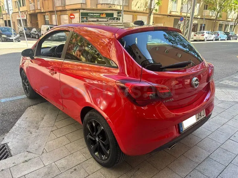 Usado Opel Corsa Color Edition 90 CV (66 kW) 2017 Rojo Utilitario