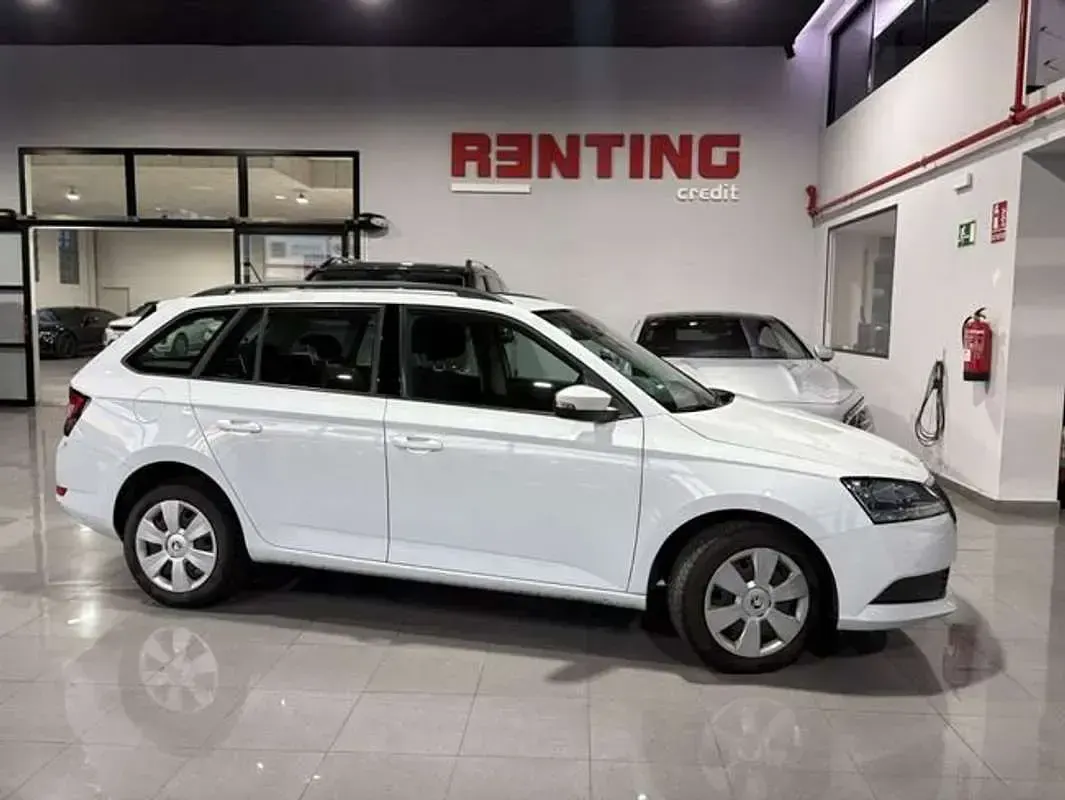 Usado Skoda Fabia Ambition 110 CV (80 kW) 2021 Blanco Utilitario