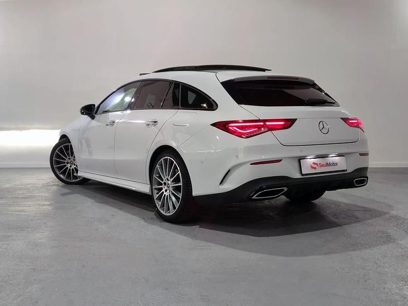 Usado Mercedes CLA200 Shooting Brake 163 CV (119 kW) 2020 Blanco Familiar